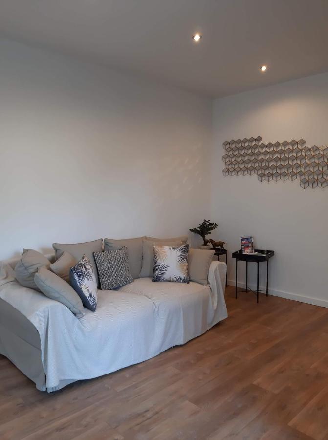 Home Sweet Home 2 Pieces 42 M2 Chambre, Salon, Cuisine, Grande Terrasse, Parking Proche Centre Ville Et Mer Μπαστιά Εξωτερικό φωτογραφία